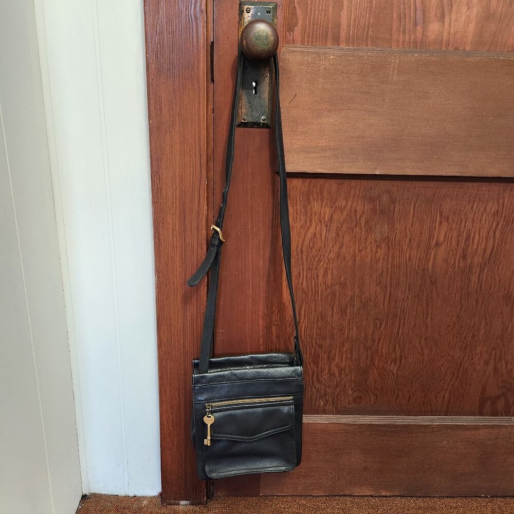 Vintage Fossil Black Crossbody Bag